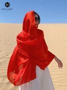 高档大红色民族风薄纱丝巾披肩围巾两用云南丽江沙漠草原旅游拍照