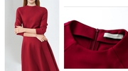 红色长袖连衣裙女2023秋季高级感气质高端修身中长款过膝裙子