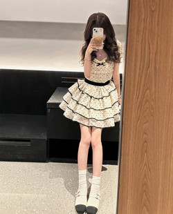 《波点蓬蓬裙》少女感甜美可爱收腰多层蛋糕裙夏季显瘦连衣裙