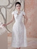法式高级感蕾丝连衣裙越南设计师秋气质花瓣袖立体花朵小白裙