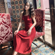 红色吊带连衣裙女2023夏季沙滩裙度假中长款显瘦a字背心裙子