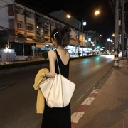 2019韩国帆布包造型炒酷蝙蝠，包简约(包简约)百搭手提包，大容量拼色帆布女包