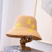 夏天草帽女日系手工刺绣，花朵小檐拉菲草渔夫帽，小清新出游遮阳盆帽