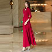 酒红色高端精致大摆连衣裙，女2024春季女高级感正式场合穿1041