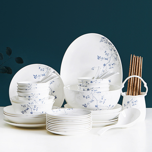 唯润骨瓷餐具碗碟套装56头盘子碗中式唐山，陶瓷器欧式家用吃饭送礼