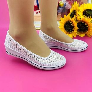 一字护士鞋女白色夏季坡跟平底2023韩版美容鞋镂空妈妈小白鞋