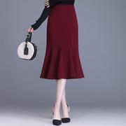 韩版修身鱼尾裙酒红色半身裙女秋季2024通勤高腰包(高腰包)臀裙中长款