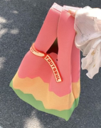 彩虹色!2024春夏款小众，设计针织个性休闲女包手提大容量托特包包