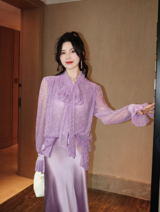 超仙紫色丝光亮闪雪纺衫，宽松名媛蝴蝶结系带气质，喇叭袖防晒衬衣女