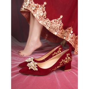 婚鞋新娘鞋秀禾婚纱两穿2023年中式红色尖头高跟鞋女孕妇