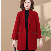 秋冬季喜服婆婆妈妈结婚宴礼服，红色大衣小个子，外套装大码披肩冬装