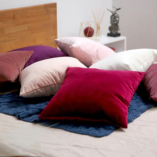 红色紫色粉色紫罗兰抱枕沙发天鹅绒靠垫ins风抱枕样板房民宿软装