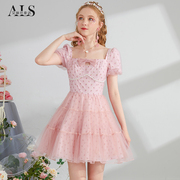 艾丽丝2024年夏季粉色甜美短款连衣裙印花镂空方领公主风裙子