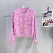 紫色垫肩小香风长袖开衫，2023春季圆领镂空短款针织，外套单排扣上衣