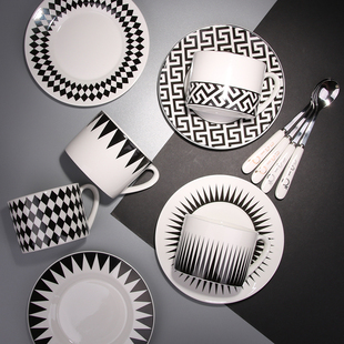 北欧黑白几何骨瓷咖啡杯碟套装，简约办公欧式杯碟，带勺子下午茶杯子