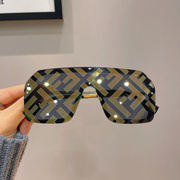 2022潮流大框字母太阳眼镜女防紫外线连体水印镜片，男百搭墨镜