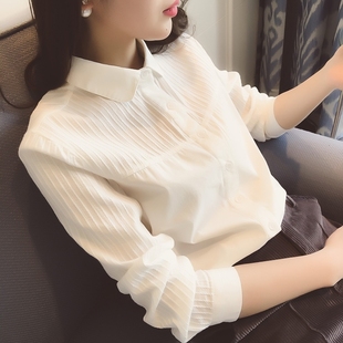 春秋季白衬衫女小香风，气质打底衫上衣，简约时尚修身单排扣衬衣