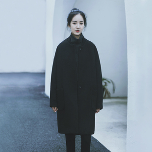 yuantu黑色茧型毛呢外套女2023年冬季原创设计宽松文艺大衣