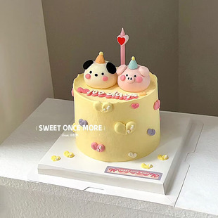 网红奶酪蛋糕装饰品摆件，卡通可爱小猪小狗摆件儿童，宝生日甜品插件