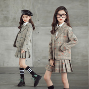2020秋冬女童西装套装韩版洋气，纯色衬衫儿童格子百褶裙英伦三件套