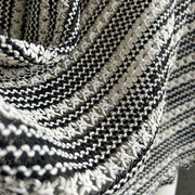 色织镂空针织布提花黑白条纹毛线罗纹网眼布料网格弹力打底衫面料