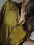 姜黄色缎面衬衫女设计感小众上衣洋气复古气质轻奢宽松长袖衬衣潮