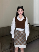 韩版白色短款衬衫女时尚套装秋冬无袖马甲格纹高腰半身短裙三件套