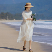 2024春夏白色苎麻宽松大码七分袖连衣裙圆领飘逸大摆沙滩裙仙