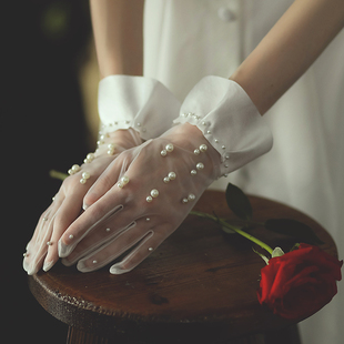 WG028网纱珍珠婚纱手套 优雅白色缎面荷叶边婚礼晚宴礼服配饰
