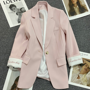 淡粉色袖口刺绣西装外套，女2023春秋，韩版一粒扣西服上衣小个子
