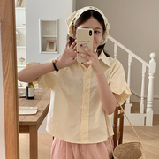 自制奶黄色小众法式短袖衬衫，女日系甜美学院，风减龄宽松polo领衬衣