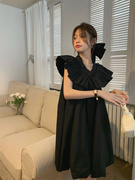 法式赫本风黑色复古连衣裙，仙女夏季小黑裙，a字荷叶边无袖镂空裙子