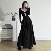 klalien法式轻熟风镂空深v领连衣裙女性感，前后两穿显瘦黑色中长裙