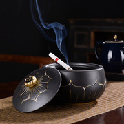 烟灰缸陶瓷创意带盖防风灰个性潮流办公家用酒店大号黑色烟缸