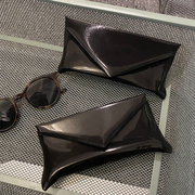 超高档的gm眼镜盒黑色，墨镜信封包便携皮质饰品口红收纳袋太阳镜盒