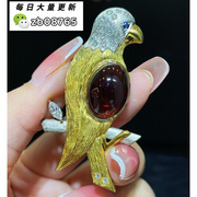18K/PT900铂金镶嵌天然石榴石小鸟鹦鹉胸针动物设计款珠宝首饰