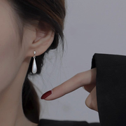 S925银耳钉女轻奢小众设计耳环2023高级气质耳坠水滴耳饰
