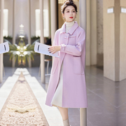 紫色中长款风衣式羽绒服女款2023年冬季时尚，90白鸭绒(白鸭绒)大衣外套
