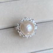 s925银镜面极亮正圆微瑕，天然白色珍珠戒指11.4mm太阳花风火轮