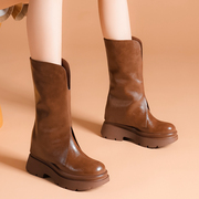 秋冬棕色内增高10cm真皮中筒靴女不过膝裤管，百搭高跟中长靴子