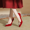 红色婚鞋女水钻细跟新娘鞋，秀禾中式高跟鞋，气质肥脚宽脚大码41-43