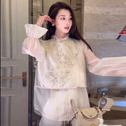 2023春秋装新中式国风娃娃衫假两件长袖漂亮白衬衫重工钉珠上衣女