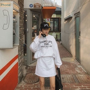 韩国东大门春秋棉森系圆领套头，字母休闲百搭卫衣，短裙套装女士