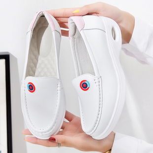 气垫护士鞋白色女春季2024韩版平底舒适坡跟，防滑透气软底单鞋