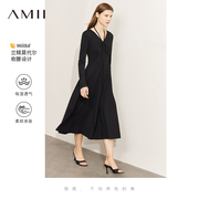 Amii2024秋莫代尔棉连衣裙女优雅小黑裙V领修身中长弹力长袖
