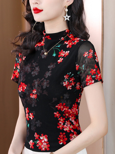 韩版大码网纱打底衫女夏季短袖，蕾丝花色上衣，内搭t恤显瘦洋气小衫