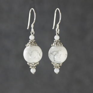 天然白色松石纯银耳环法式复古文艺网红小众白色宝石手工耳坠饰品