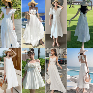 白色超仙吊带性感，露背波西米亚连衣裙，海边度假沙滩裙2022女夏