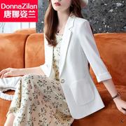 白色小西装外套女夏季薄款2024高级感小个子韩版休闲西服上衣