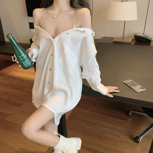 雪纺露肩衬衫女2023春秋设计感小众性感吊带连衣裙中长款t恤上衣